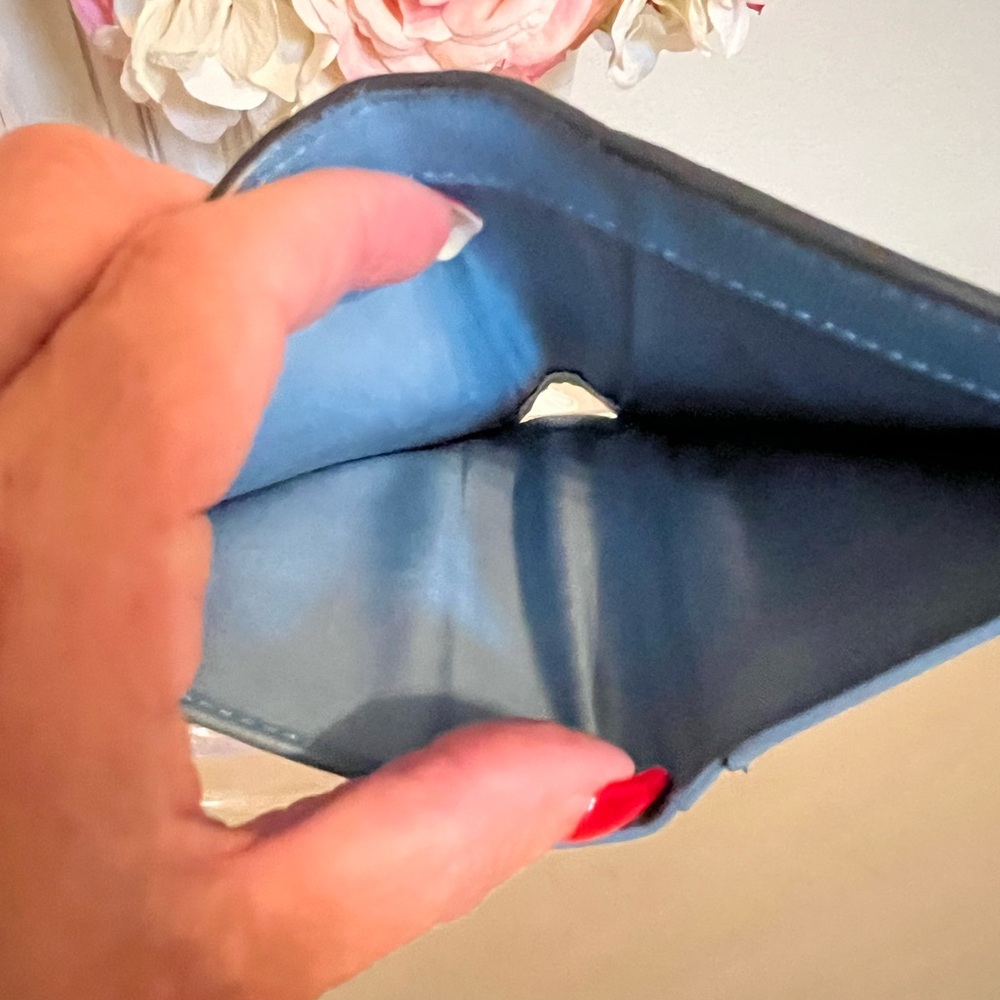 Furla Bifold ZIP AROUND Wallet - Picture 6 of 9